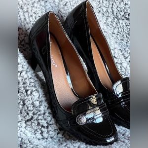 Madeline Poppy Black Patent Heels Size 9
